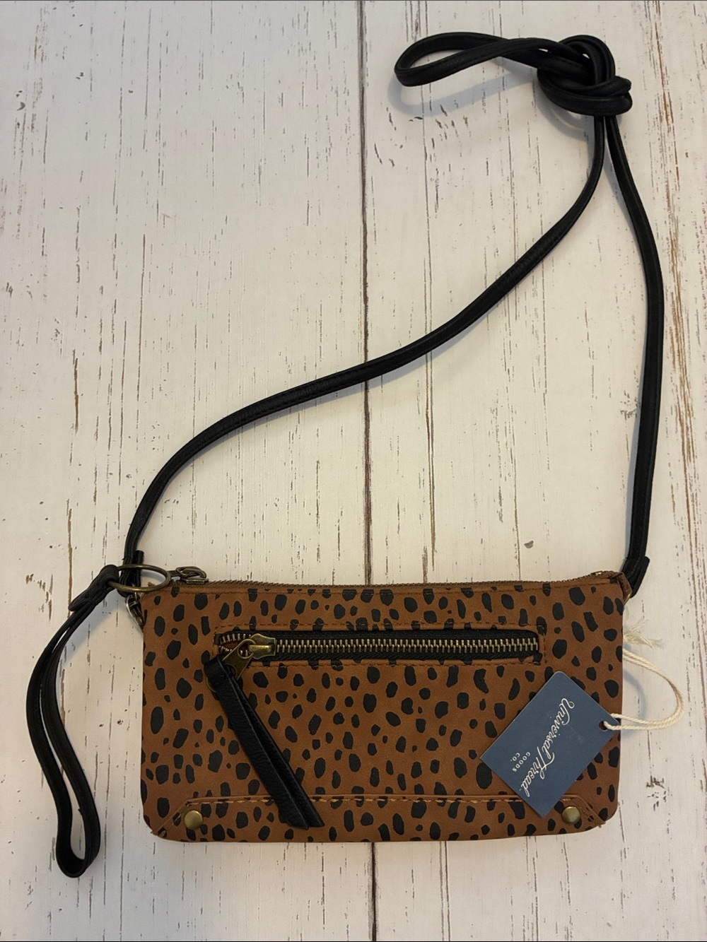 Universal Thread Brown & Black Cheetah Print Convertible Wristlet/Crossbody, NWT